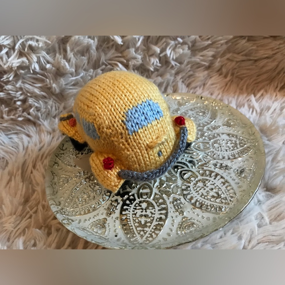 NEW Handmade Knit Yellow Car Beetle Bug Vehicle Plush Stuffed OOAK - Picture 6 of 10